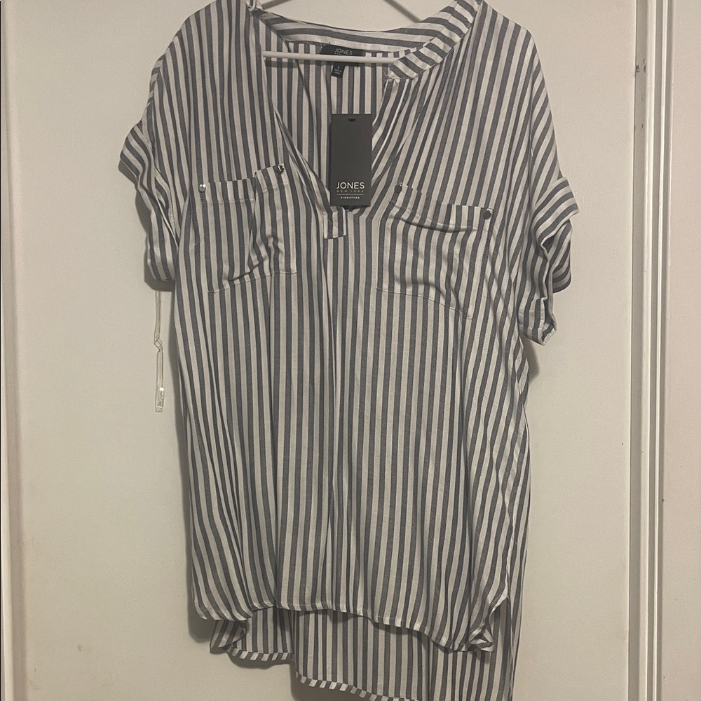 Jones New York Women's Black and White Striped Blouse